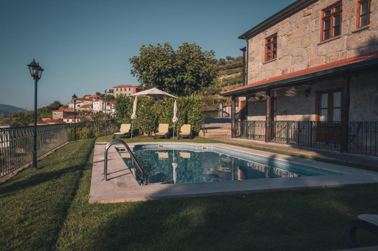 Quinta Do Outeiro Guest House Resende Bagian luar foto