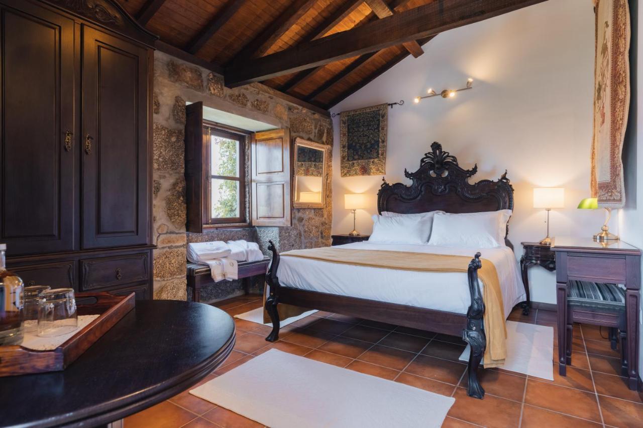 Quinta Do Outeiro Guest House Resende Bagian luar foto