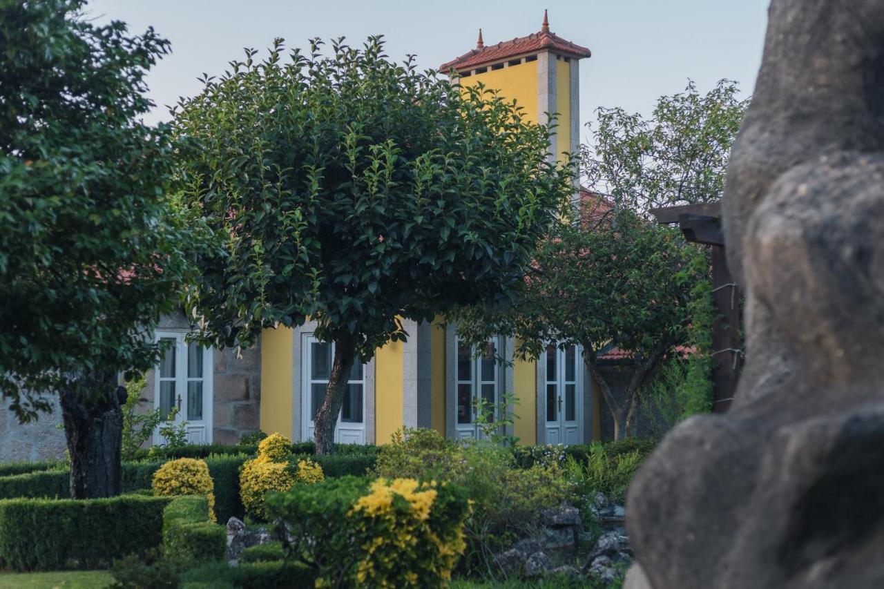 Quinta Do Outeiro Guest House Resende Bagian luar foto