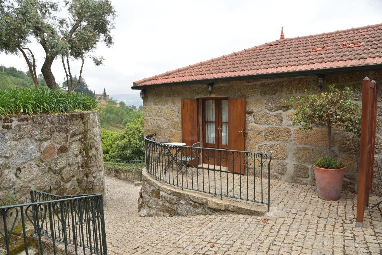 Quinta Do Outeiro Guest House Resende Bagian luar foto